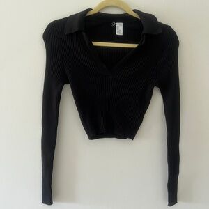 Black Ribbed Crop Top!